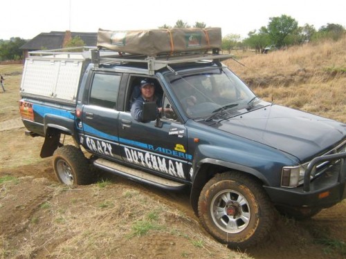 Base4 Hilux GTG 347 (Small).JPG