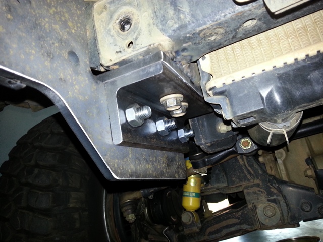 Bumper bracket bolted in place - 1.jpg