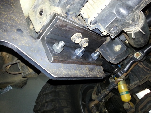 Bumper bracket bolted in place - 2.jpg