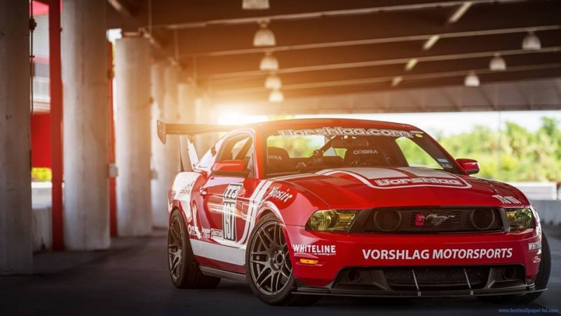 Mustang racing red.jpg