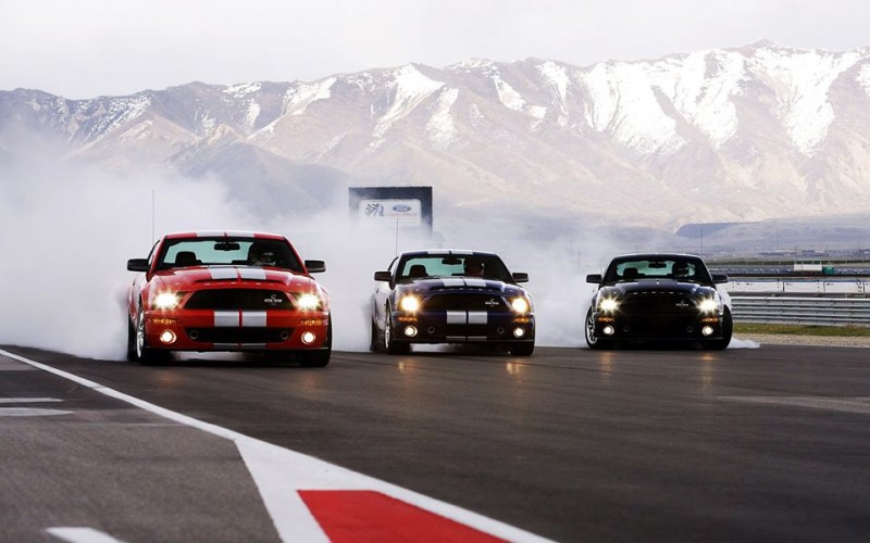 Mustang x3.jpg