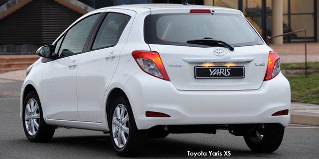 Toyota-Yaris-5-door-1.3-XS-auto_ToyoYari2h5_2l.jpg